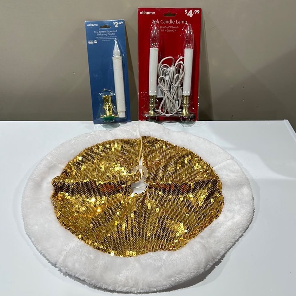 🌸NEW at home bundle of 3 Decor ( Christmas tree skirt)